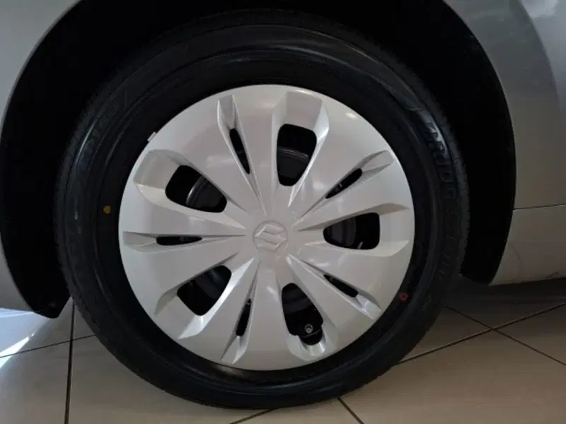 Suzuki Swift nuova a Reggio Emilia (18)