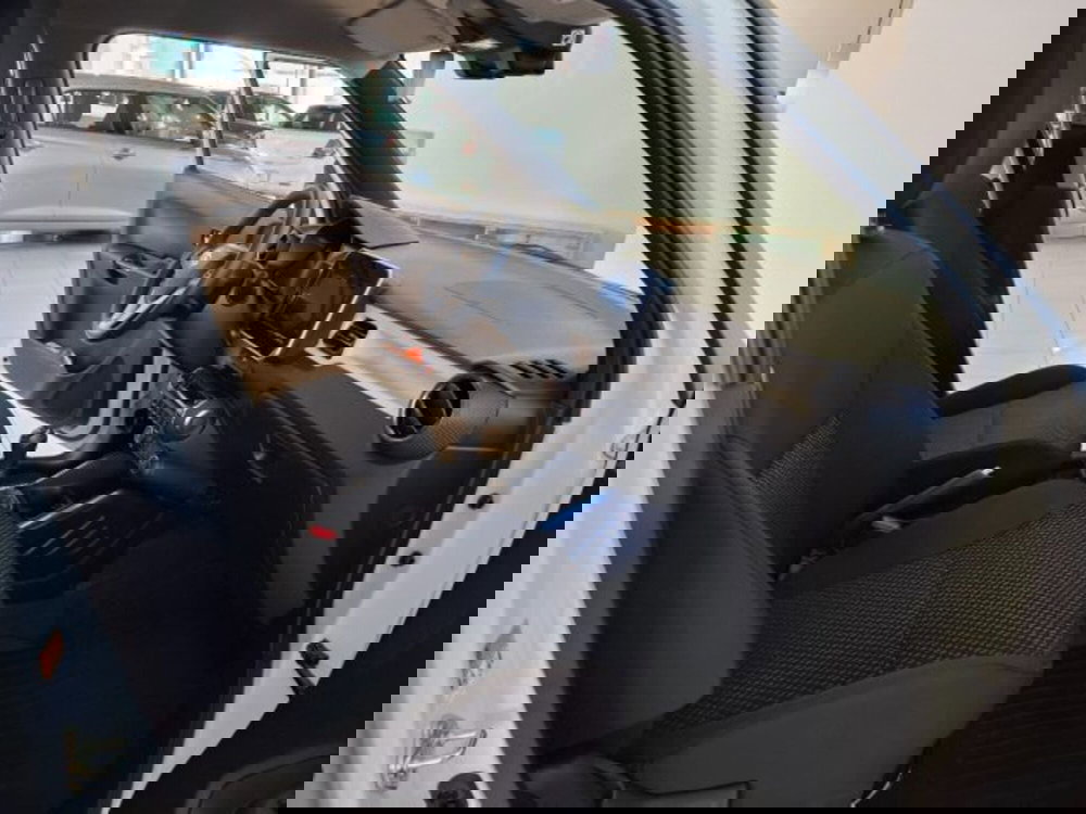 Suzuki Ignis usata a Reggio Emilia (13)