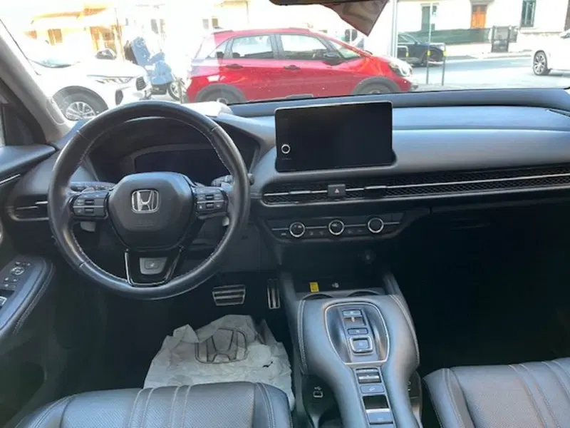 Honda ZR-V usata a Prato (7)