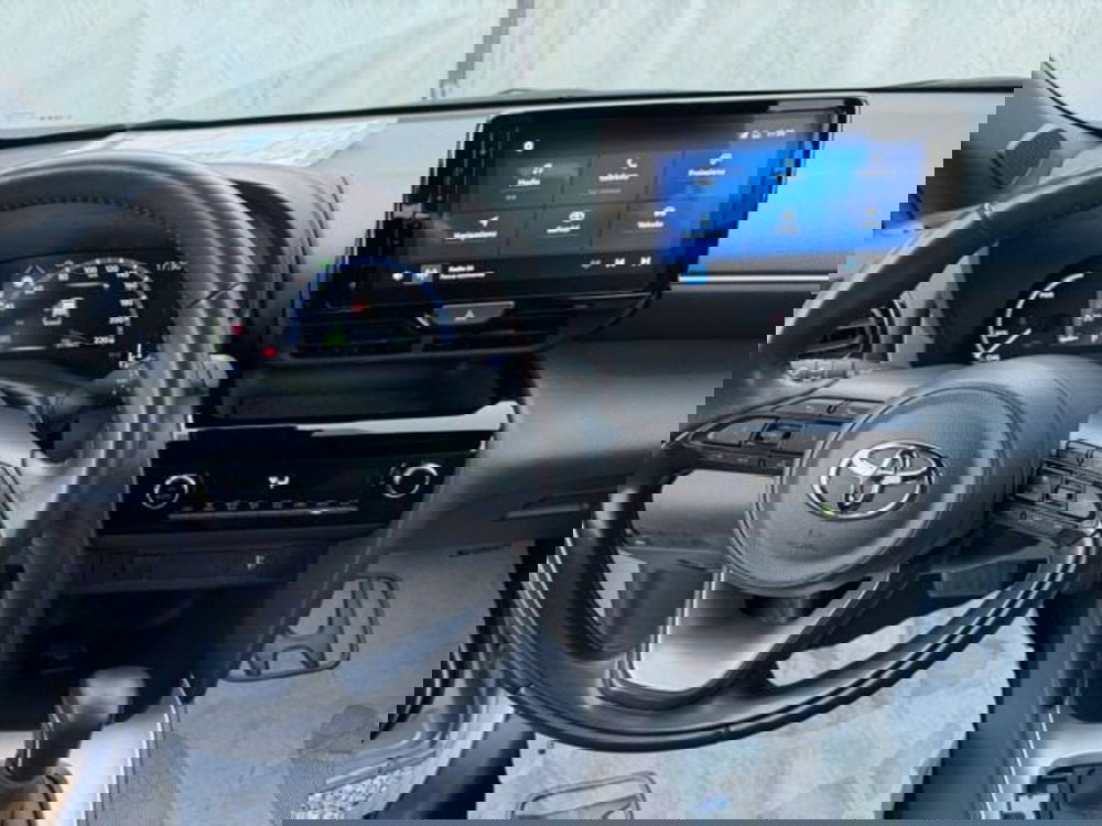 Toyota Yaris Cross usata a Prato (11)