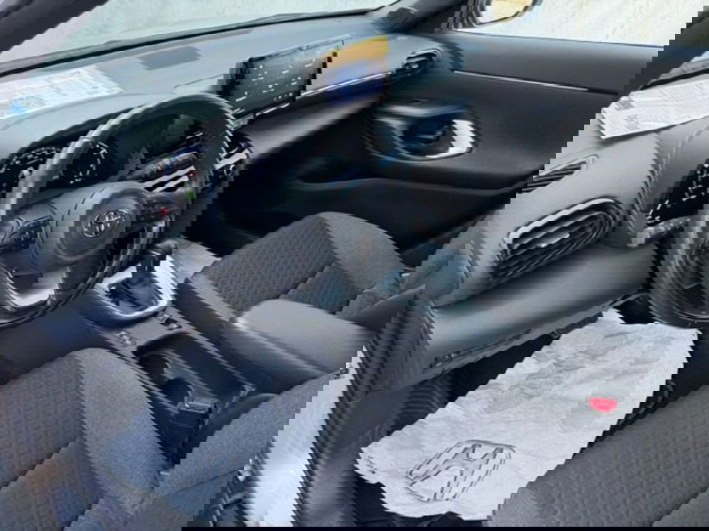 Toyota Yaris Cross usata a Prato (9)