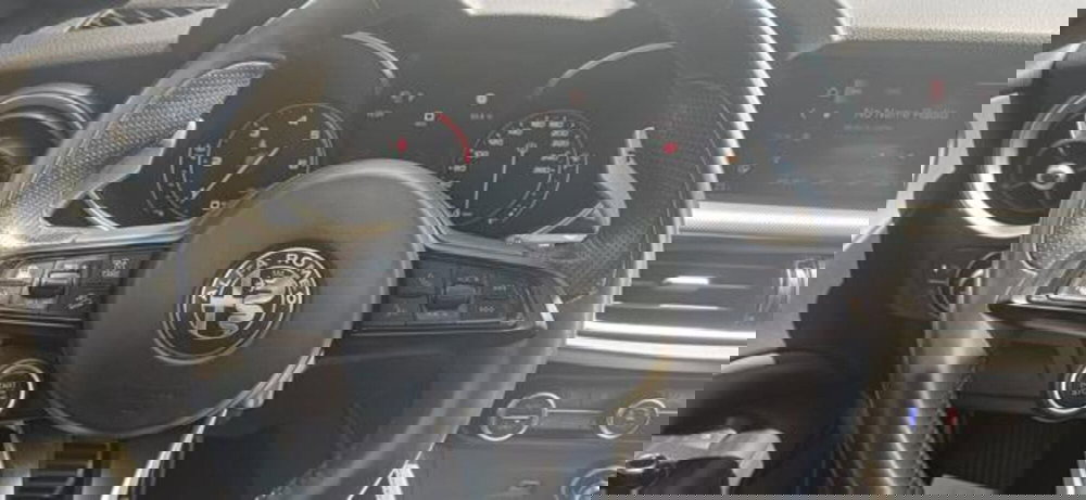 Alfa Romeo Stelvio usata a Padova (14)