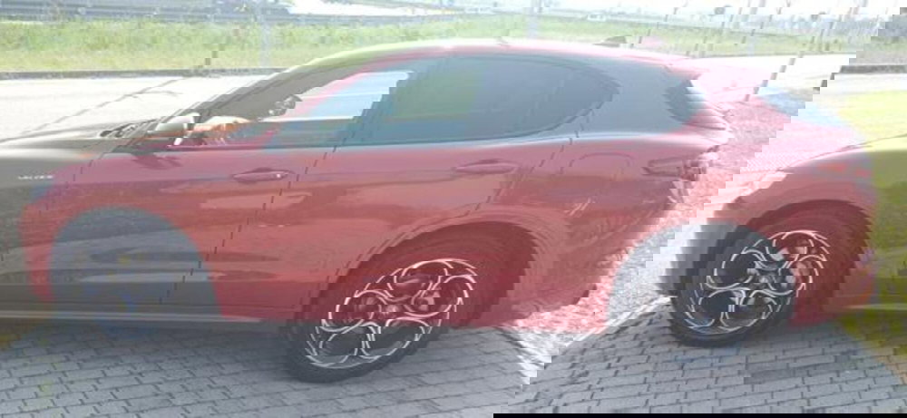 Alfa Romeo Stelvio usata a Padova (4)