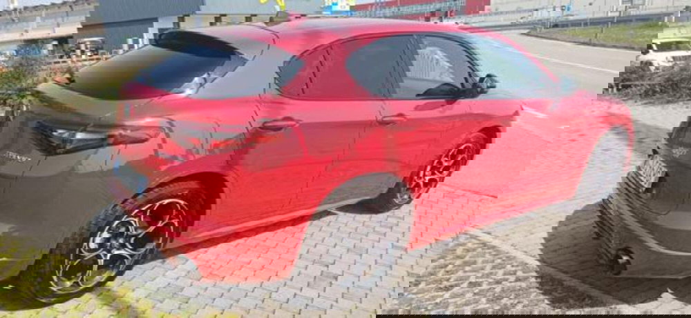 Alfa Romeo Stelvio usata a Padova (5)