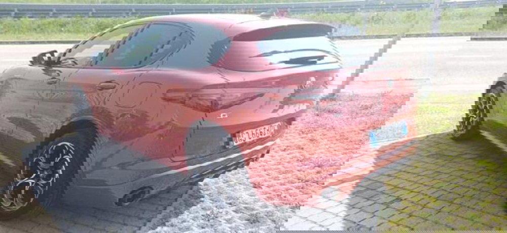 Alfa Romeo Stelvio usata a Padova (6)