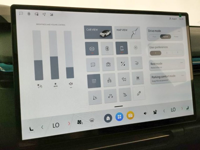 Lynk & Co 08 nuova a Modena (15)