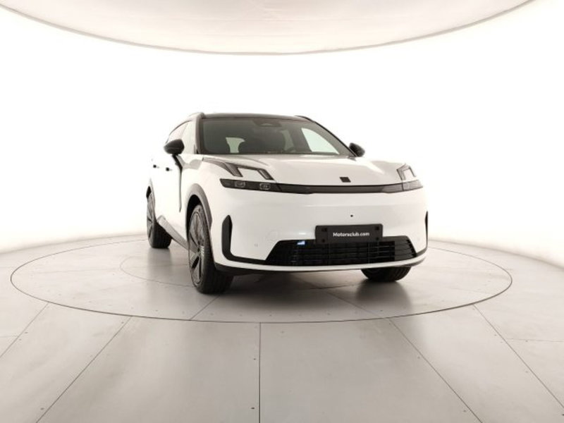 Lynk & Co 08 nuova a Modena (8)