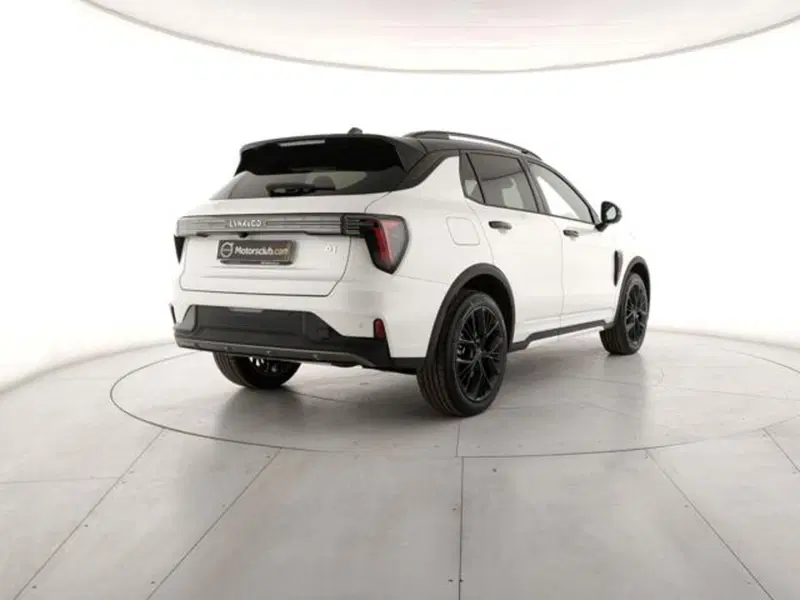 Lynk & Co 01 nuova a Modena (5)