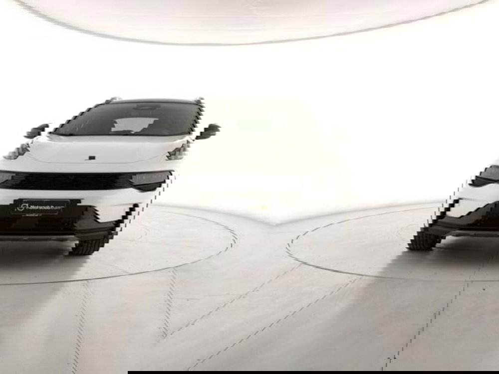 Lynk & Co 01 nuova a Modena (7)