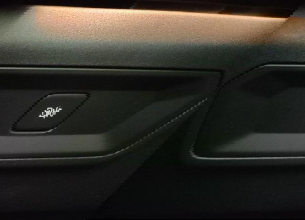 Lynk & Co 01 nuova a Modena (15)