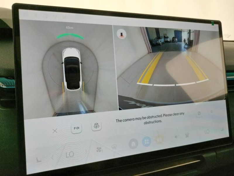 Lynk & Co 08 nuova a Modena (16)