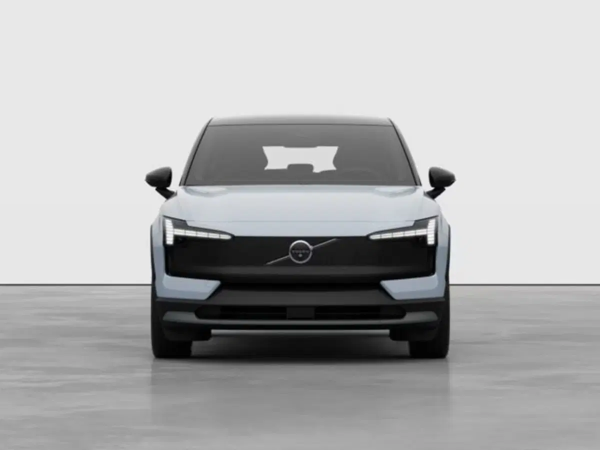 Volvo EX30 Cross Country nuova a Modena (7)