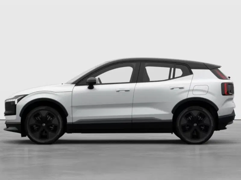 Volvo EX30 nuova a Modena (3)