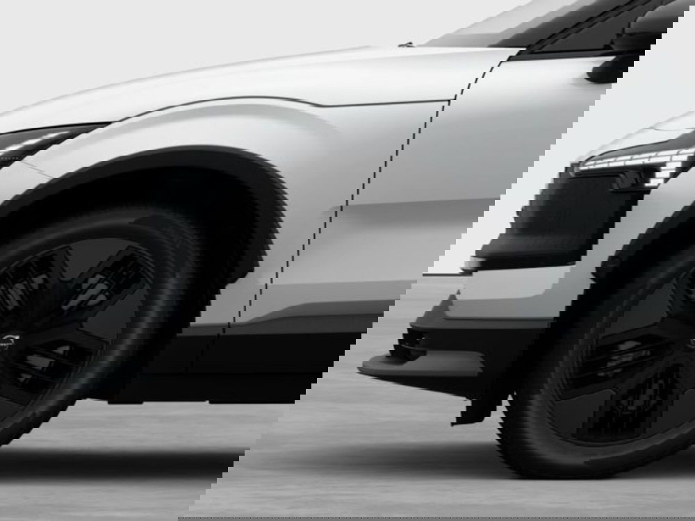 Volvo EX30 nuova a Modena (8)