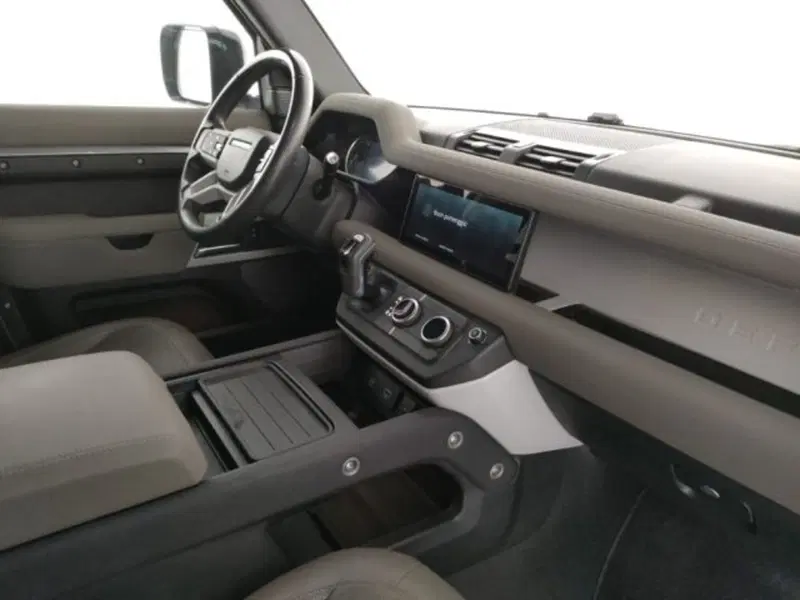 Land Rover Defender usata a Modena (11)