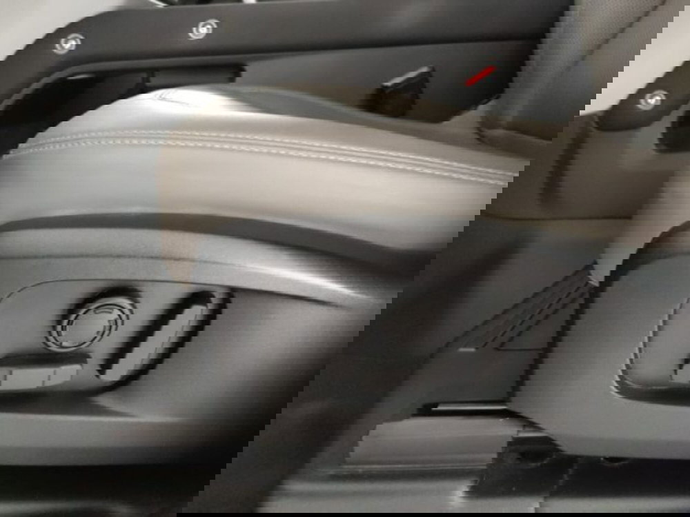 Land Rover Defender usata a Modena (18)