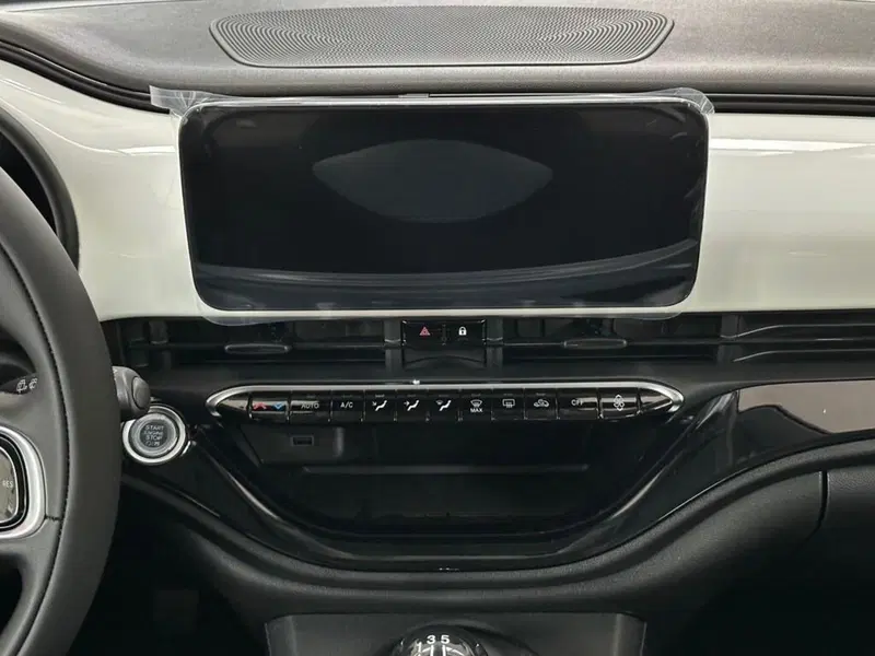Fiat 500 nuova a Sondrio (14)