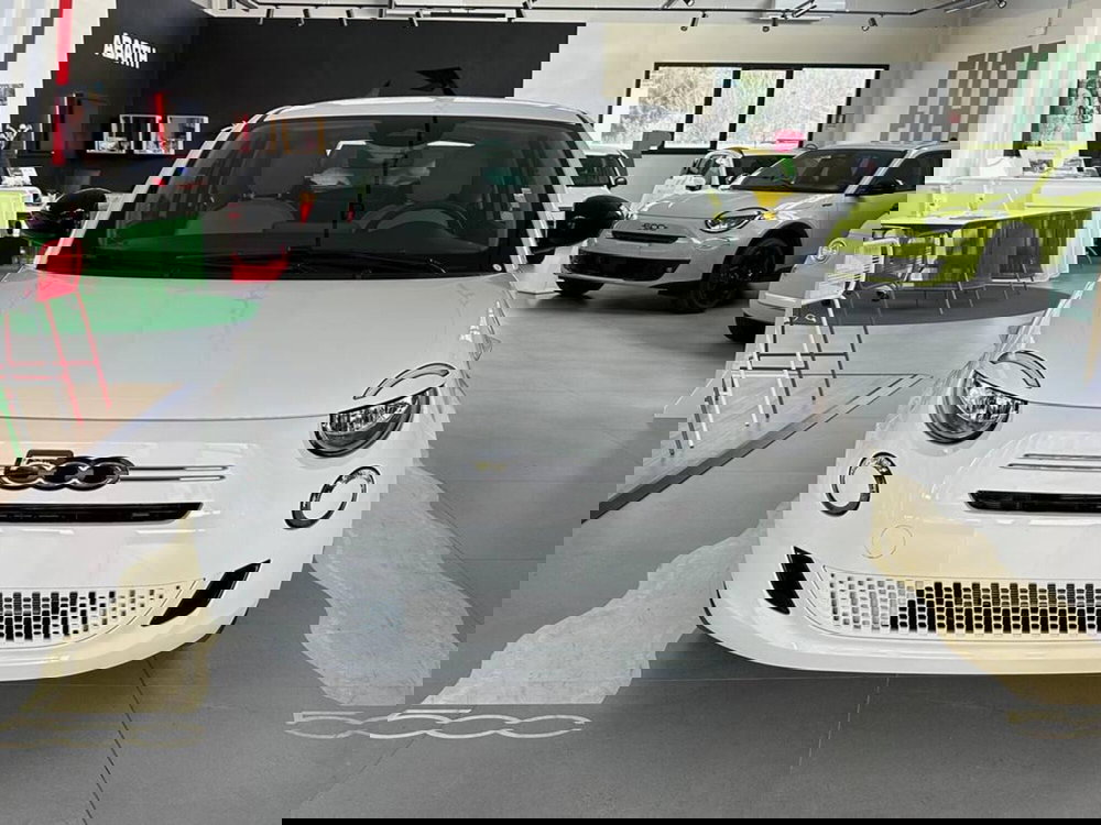 Fiat 500 nuova a Sondrio (8)