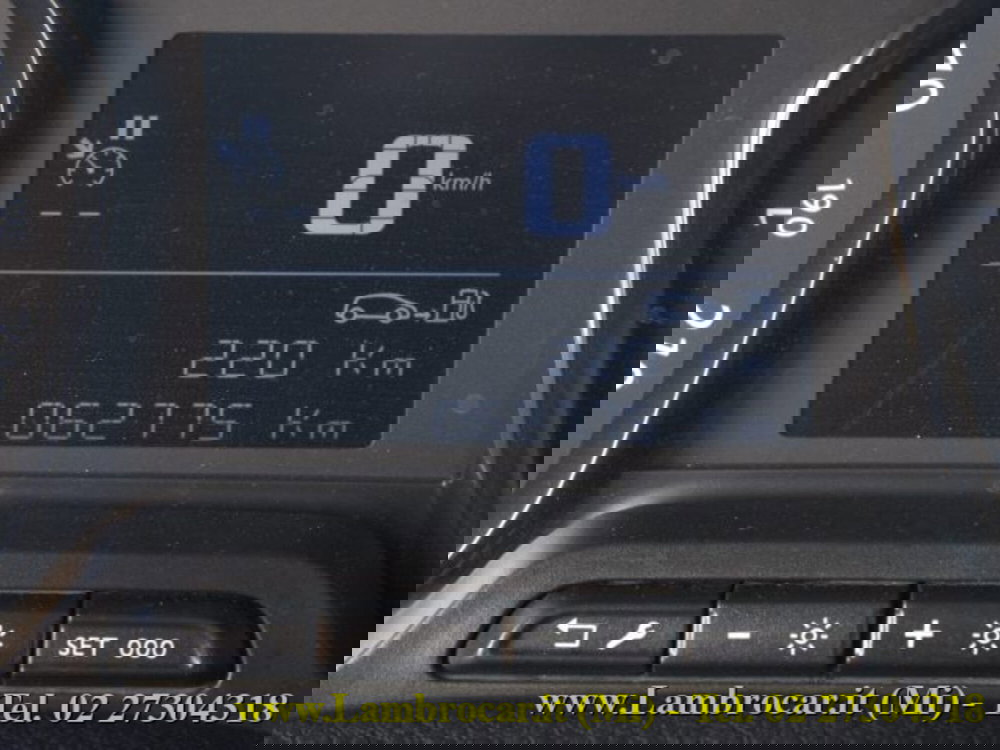 Opel Vivaro Furgone usata a Milano (6)