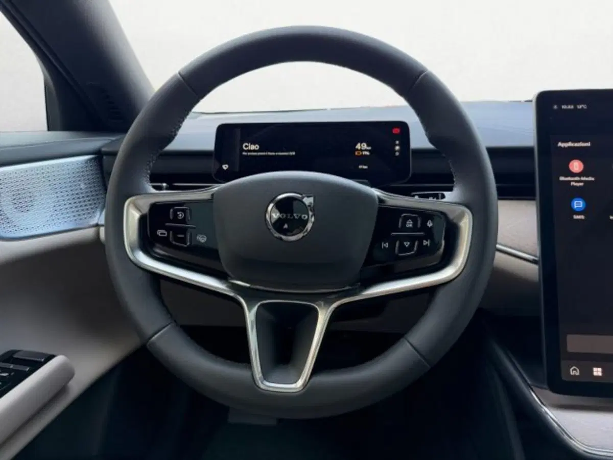 Volvo ES90 nuova a Udine (10)