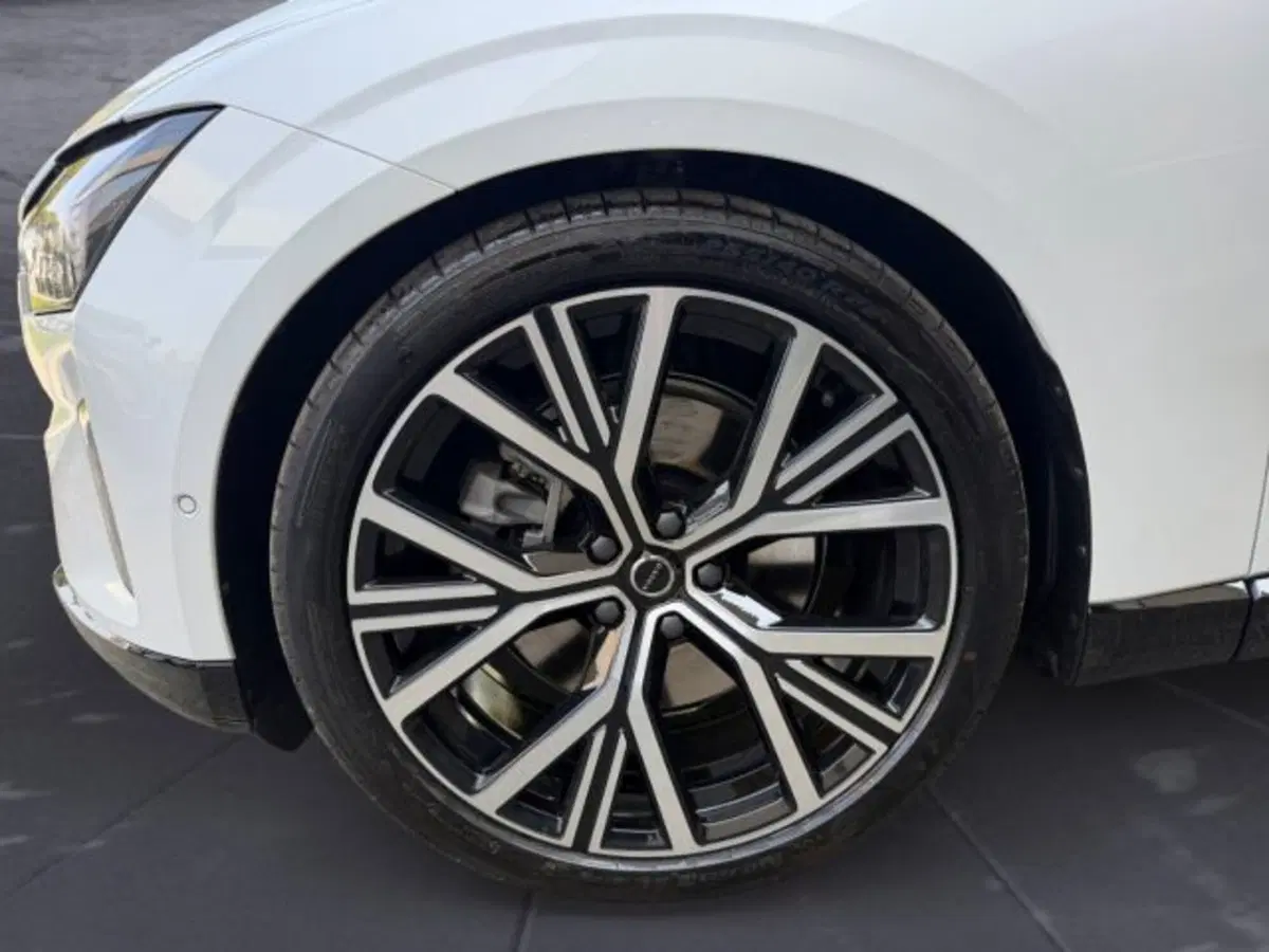 Volvo ES90 nuova a Udine (12)