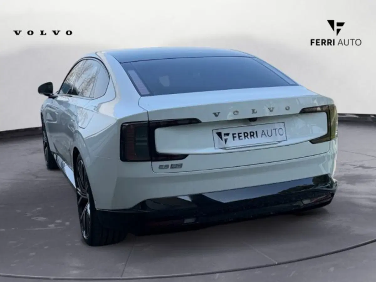 Volvo ES90 nuova a Udine (6)