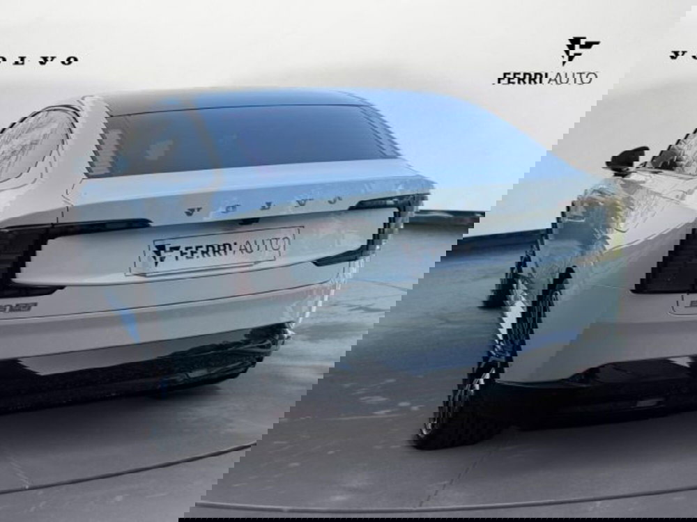 Volvo ES90 nuova a Udine (6)