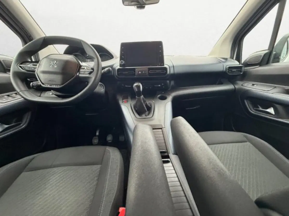 Peugeot Rifter usata a Udine (9)