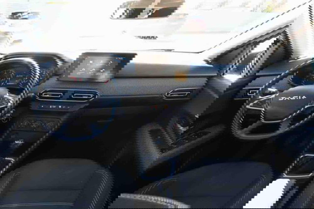 Dacia Sandero usata a Torino (11)