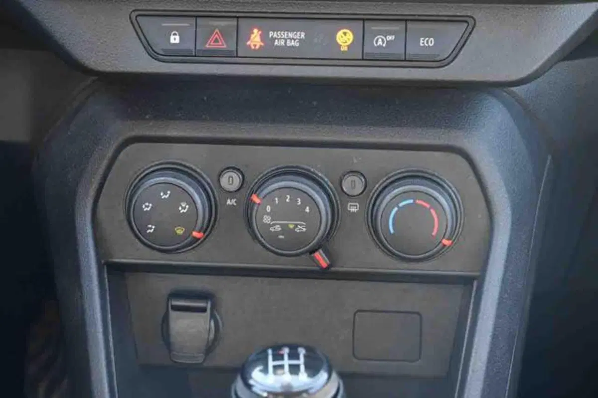 Dacia Sandero usata a Torino (19)