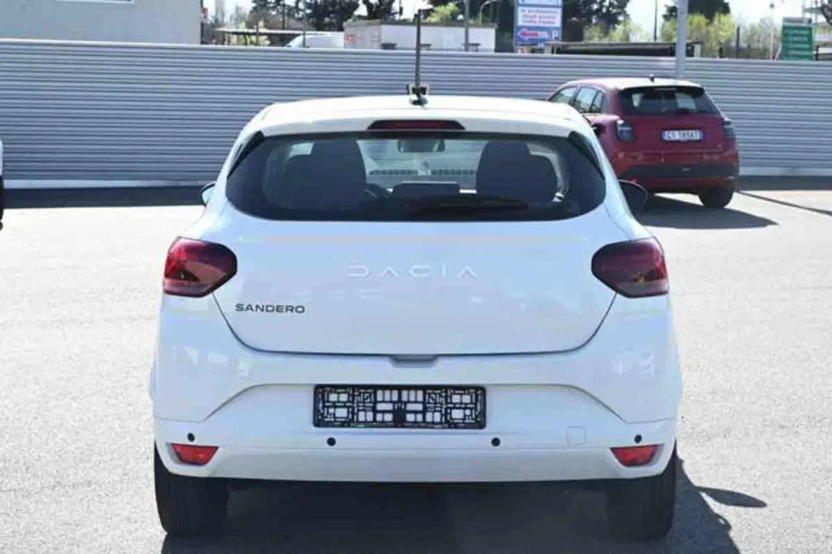 Dacia Sandero usata a Torino (6)