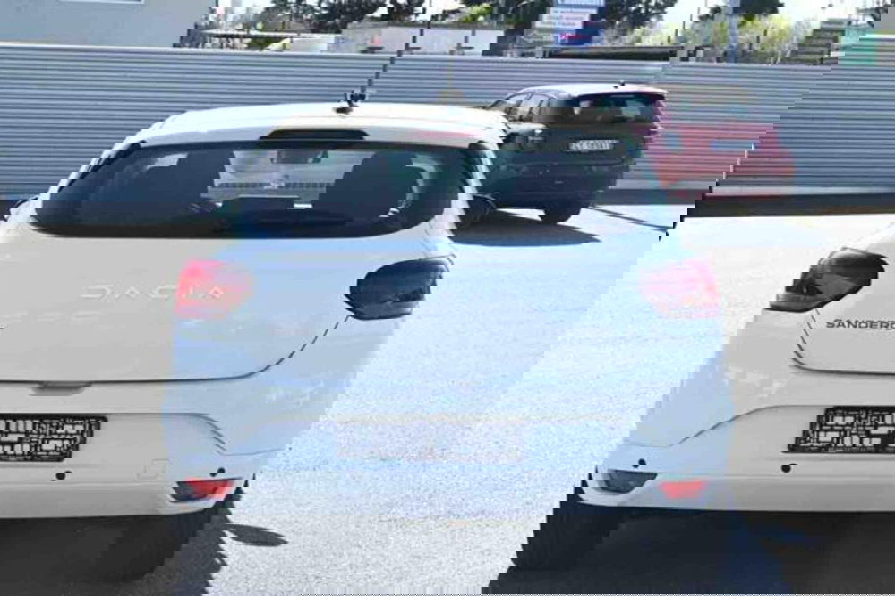 Dacia Sandero usata a Torino (6)