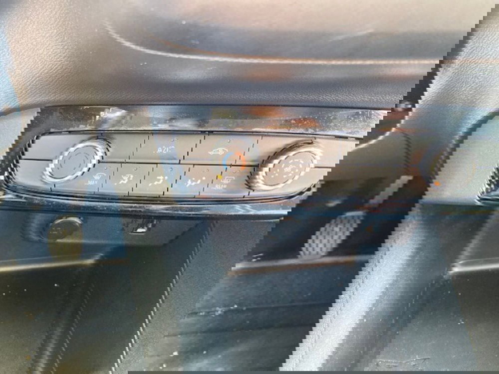 Opel Corsa usata a Catania (17)