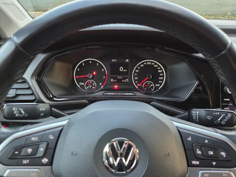 Volkswagen T-Cross usata a Torino (11)