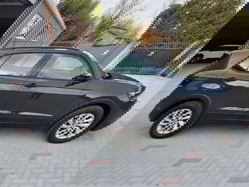 Volkswagen T-Cross usata a Torino (13)