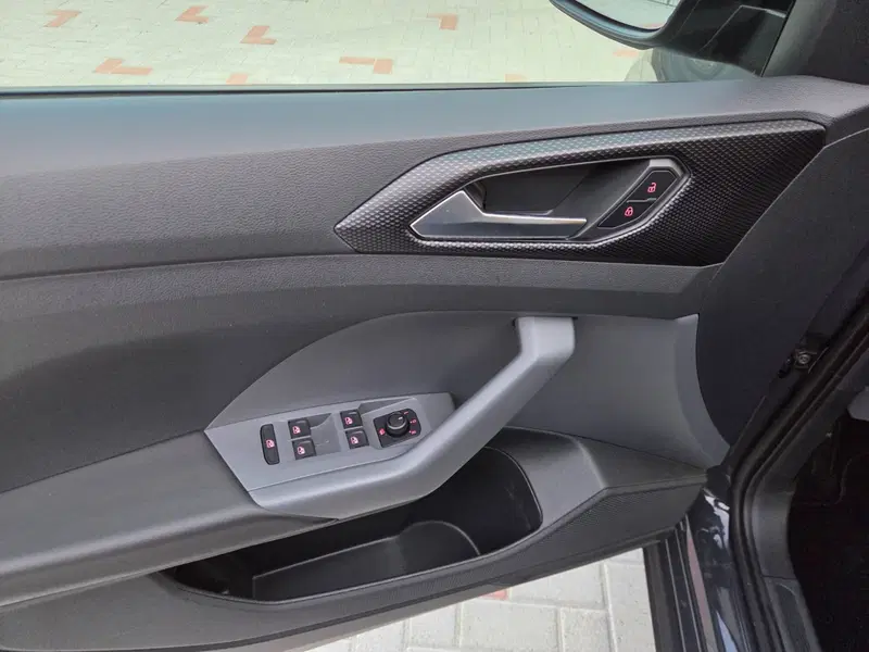 Volkswagen T-Cross usata a Torino (20)