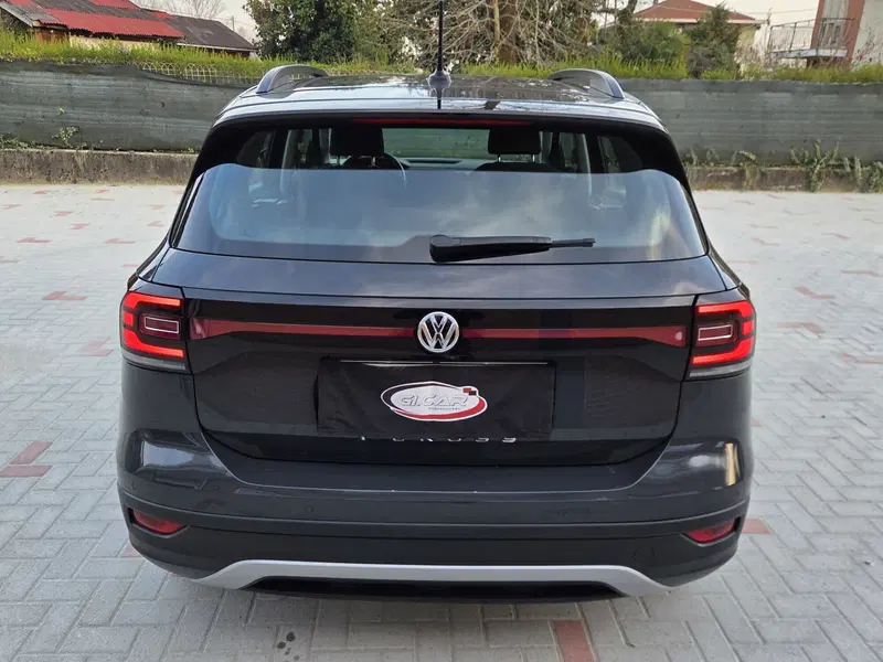 Volkswagen T-Cross usata a Torino (6)