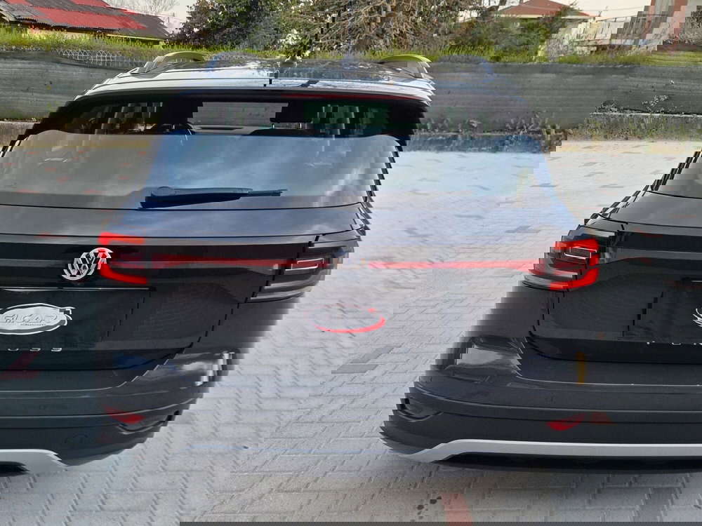 Volkswagen T-Cross usata a Torino (6)