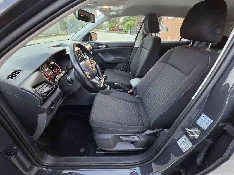 Volkswagen T-Cross usata a Torino (7)