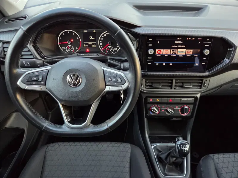 Volkswagen T-Cross usata a Torino (8)