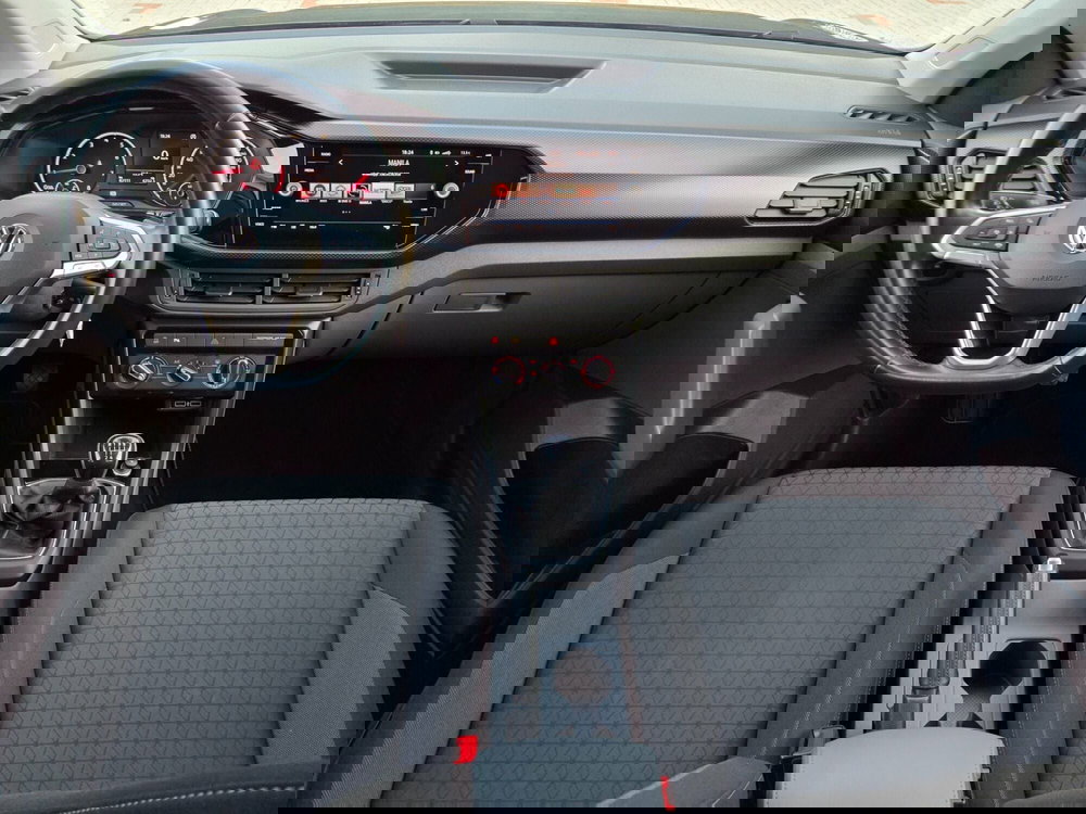 Volkswagen T-Cross usata a Torino (9)