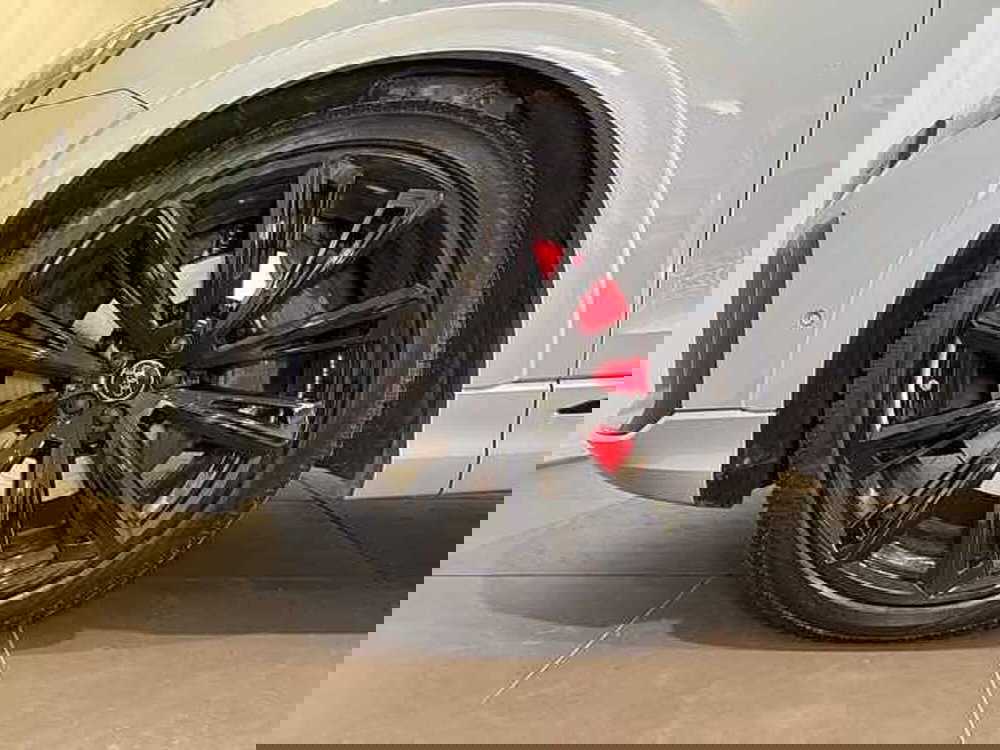 Audi SQ8 usata a Genova (19)