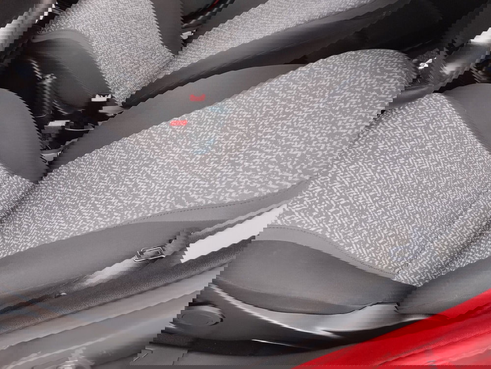 Lancia Ypsilon usata a Asti (16)