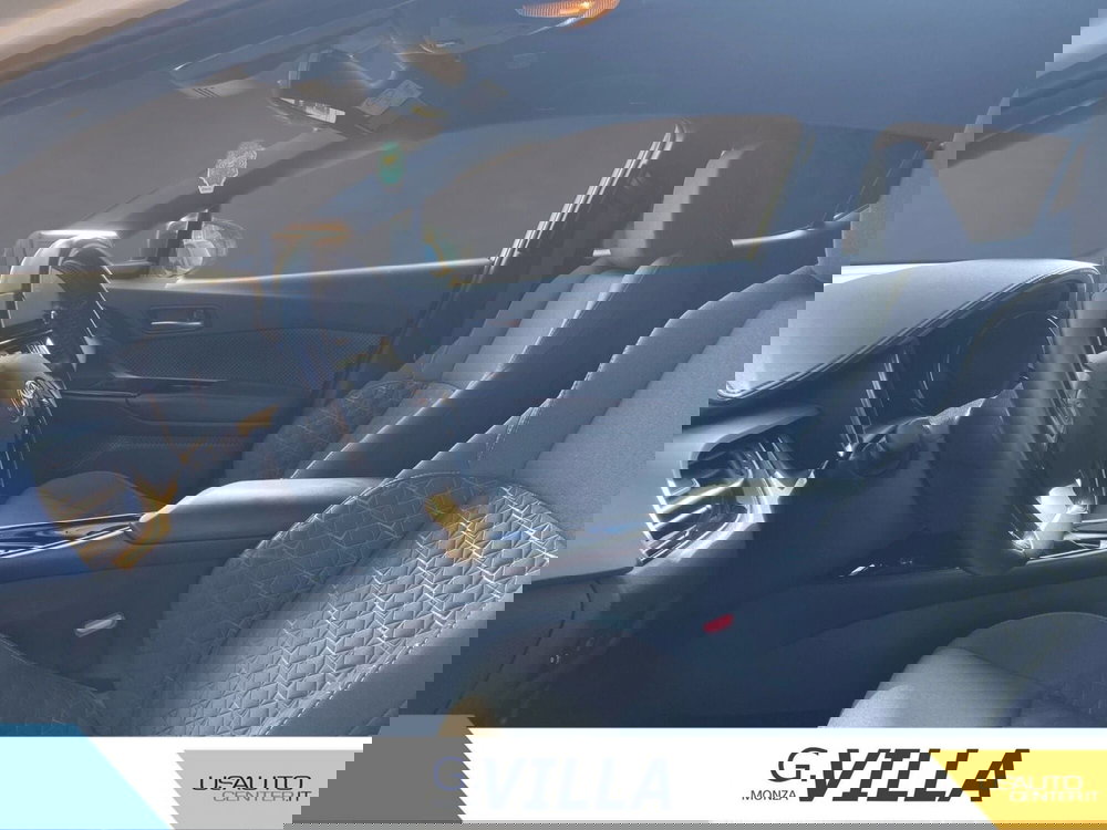 Toyota Toyota C-HR usata a Milano (11)