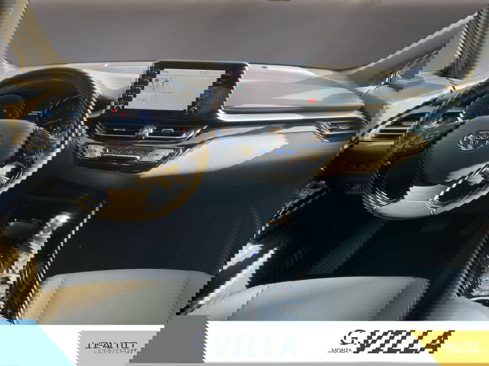 Toyota Toyota C-HR usata a Milano (15)