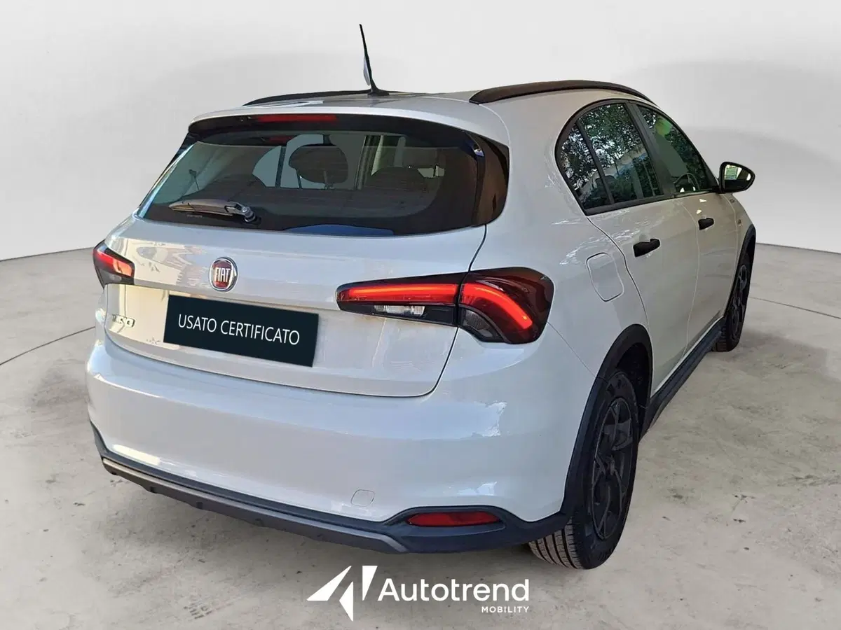 Fiat Tipo usata a Bari (4)