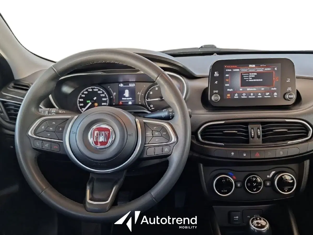 Fiat Tipo usata a Bari (9)