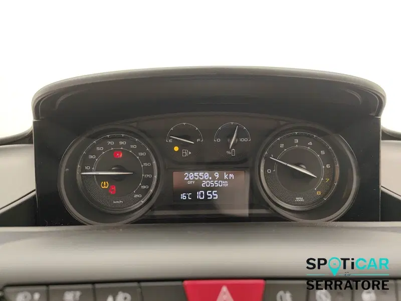Lancia Ypsilon usata a Como (10)