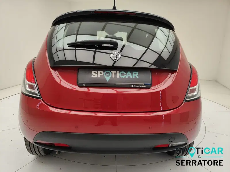 Lancia Ypsilon usata a Como (7)