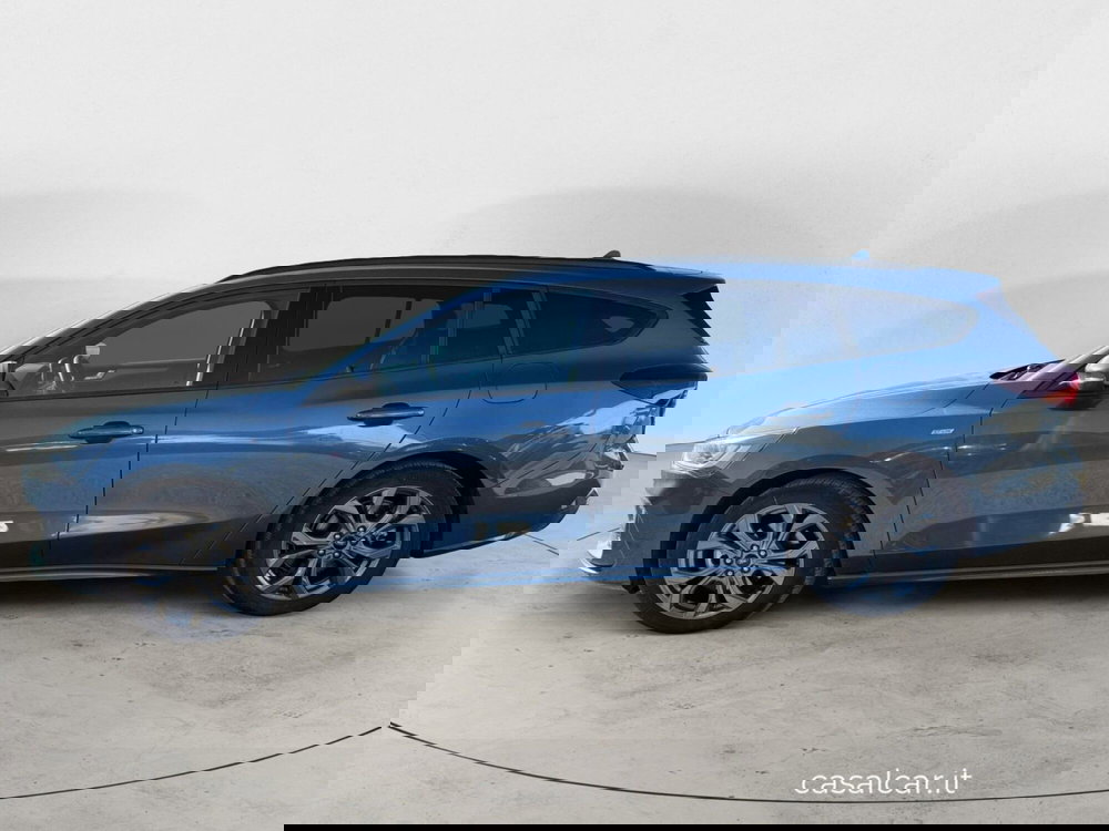Ford Focus Station Wagon usata a Salerno (4)